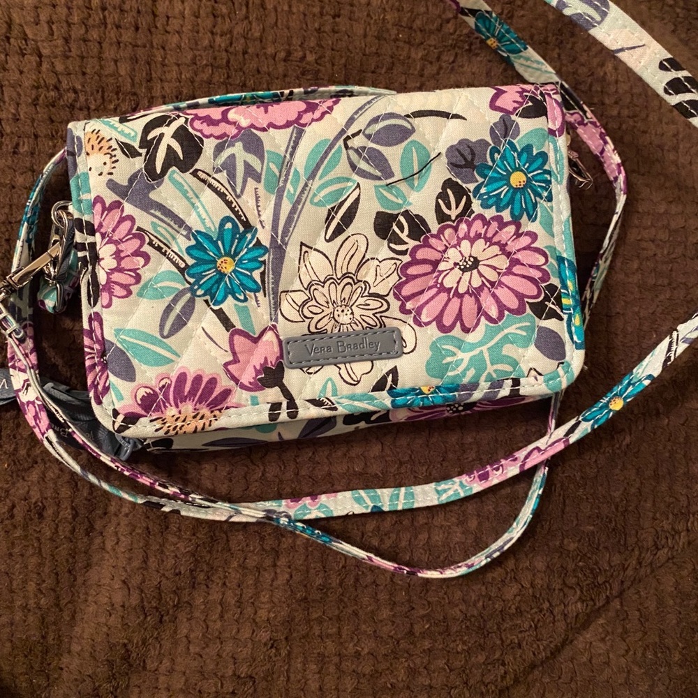 Vera Bradley smartphone wristlet/crossbody bundle